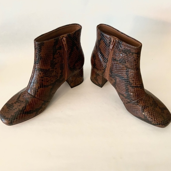 Clarks Sheer Flora 2 Ankle Boots Dark Tan Brown Snake print leather booties 6.5 - Picture 8 of 12